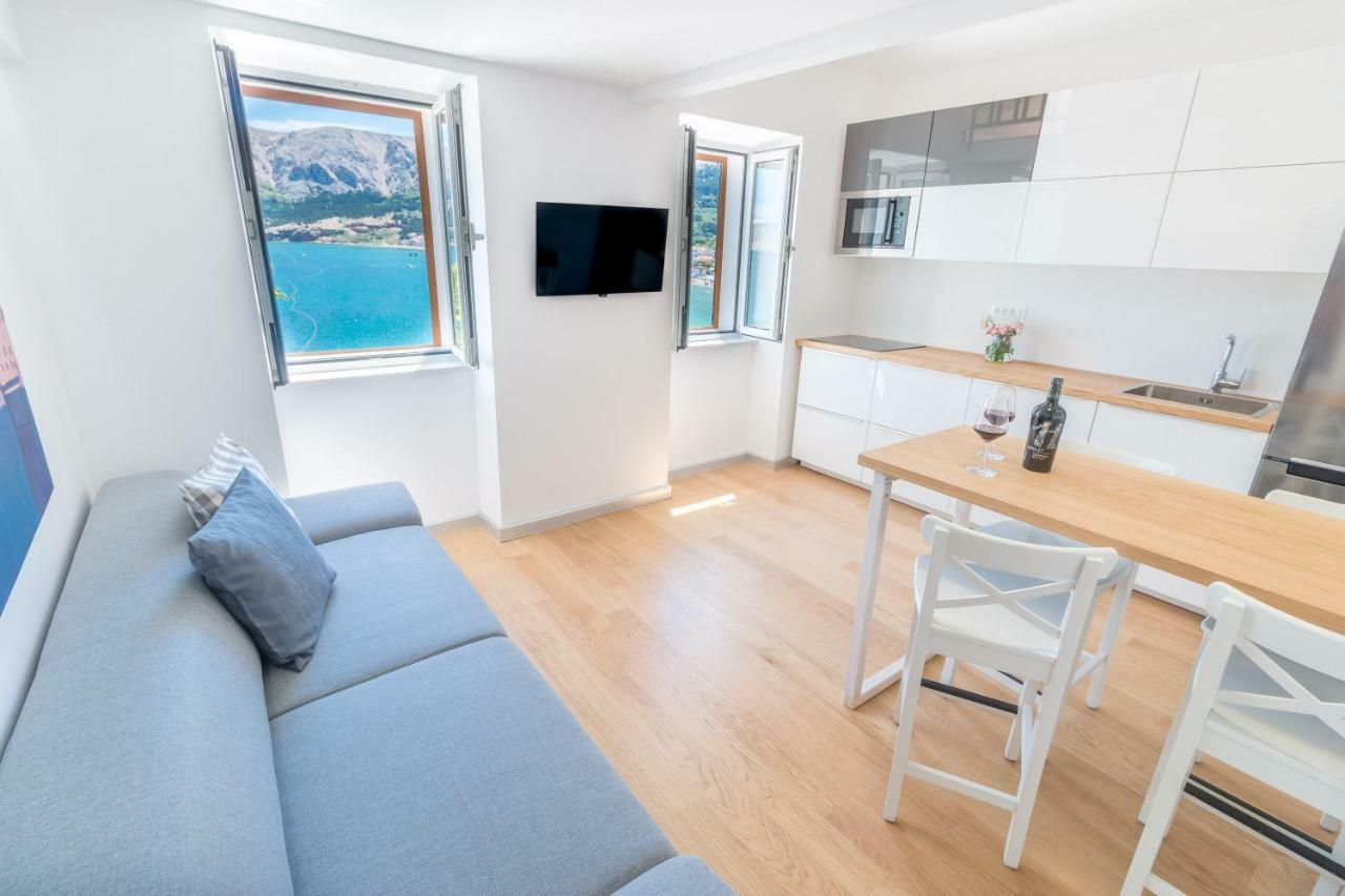 Seaview Apartments Baska Eksteriør billede